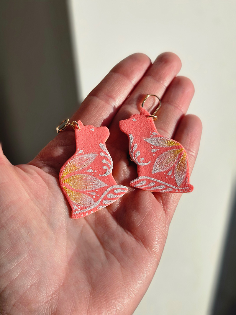 kassiga kõrvarõngad