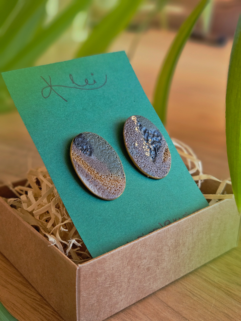 maoaasta kõrvarõngad