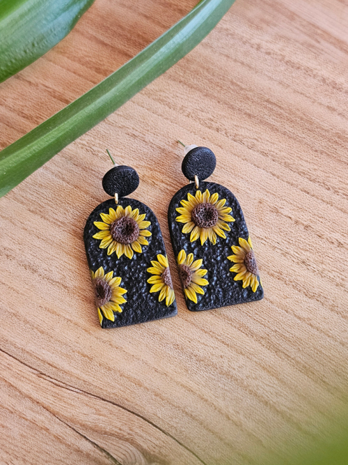 päevalillega käsitöö kõrvarõngad