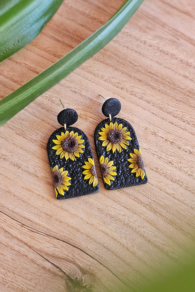 päevalillega käsitöö kõrvarõngad