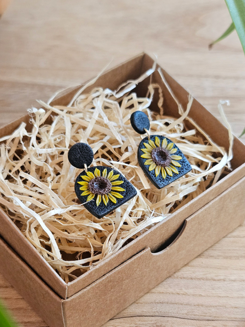 päevalillega käsitöö kõrvarõngad