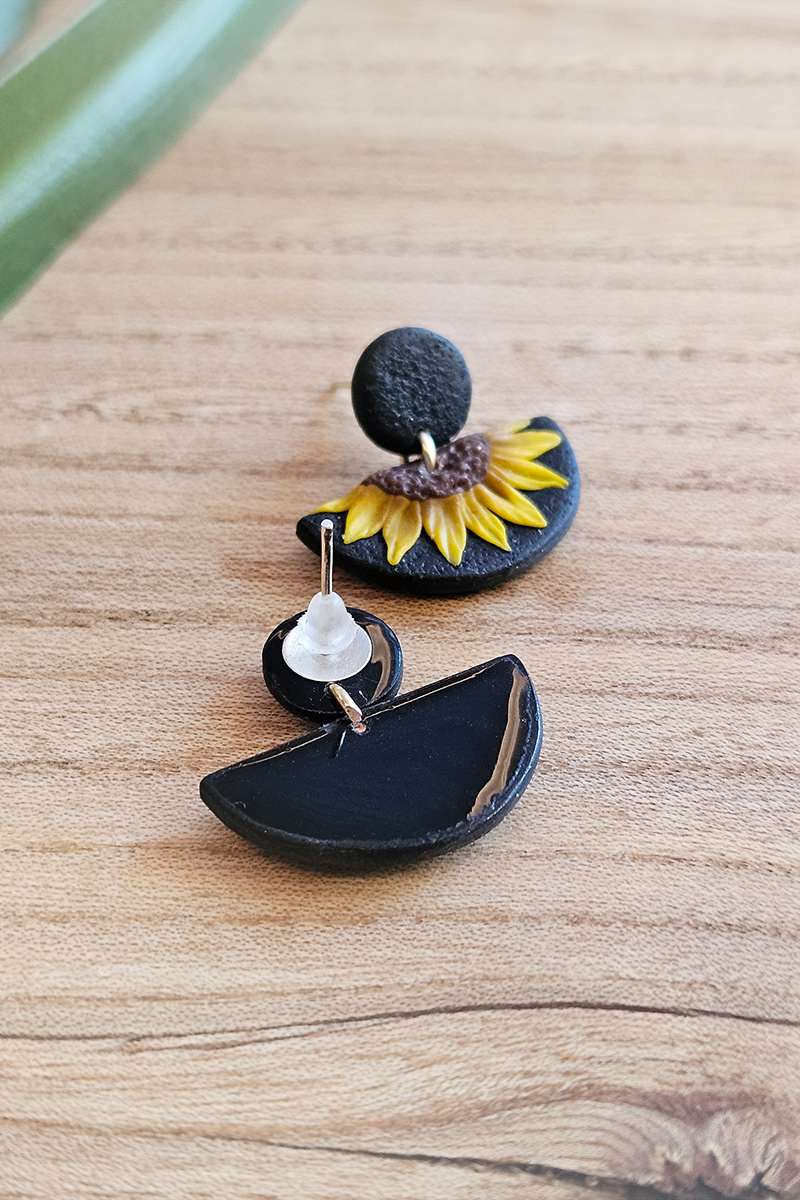 päevalillega kõrvarõngad