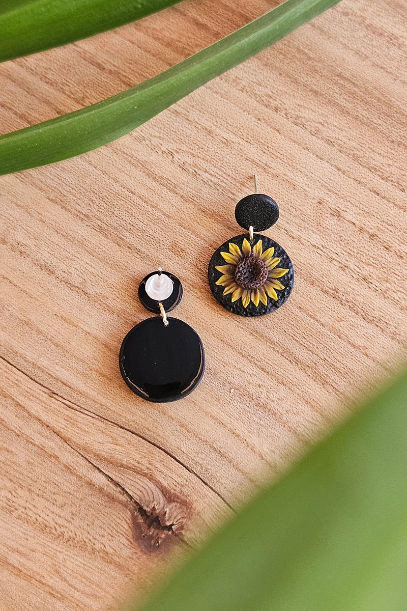 päevalillega kõrvarõngad