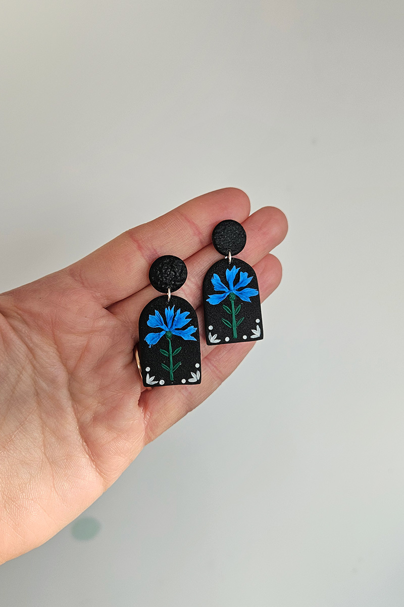 rukkilillega eesti käsitöö kõrvarõngad