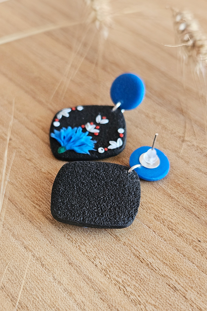 rukkilillega eesti käsitöö kõrvarõngad