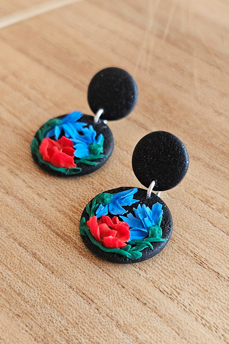 rukkilillega eesti käsitöö kõrvarõngad