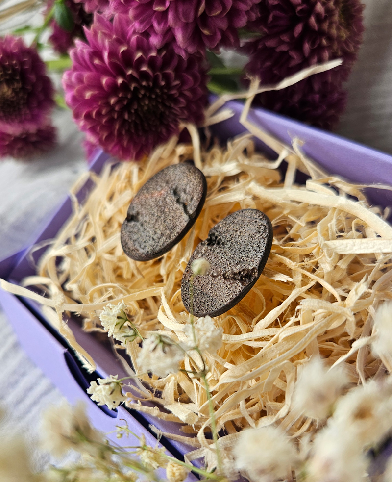 eesti disain käsitöö kõrvarõngad pruunid pronksid